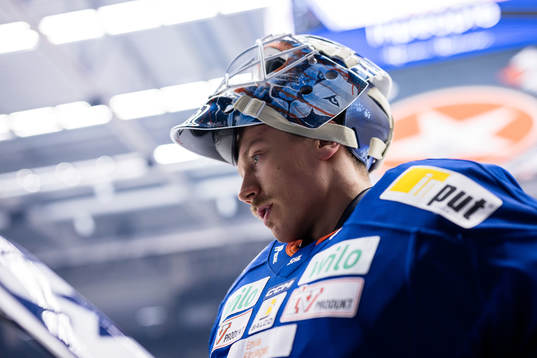 Växjös målvakt Emil Larmi