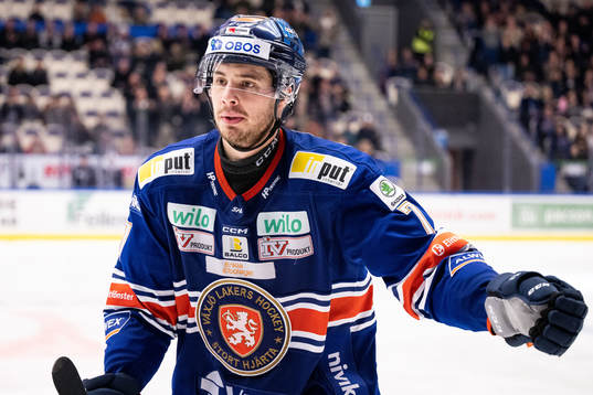 Växjös Hardy Häman Aktell jublar