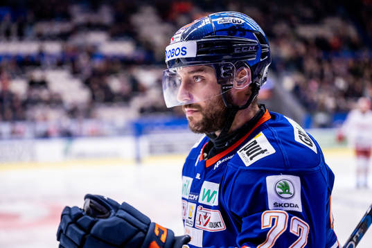 Växjös Tobias Rieder jublar