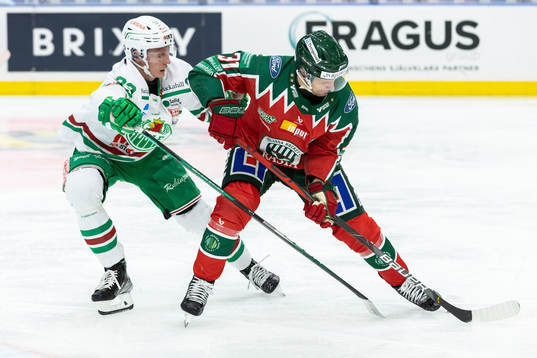 Rögles Oliver Tärnström och Frölundas Nicklas Lasu