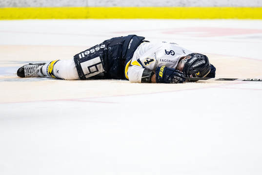 HV71s Niklas Hjalmarsson har ont