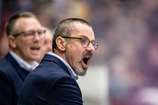 HV71s tränare Tommy Samuelsson