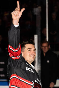 Henrik Hetta hyllas