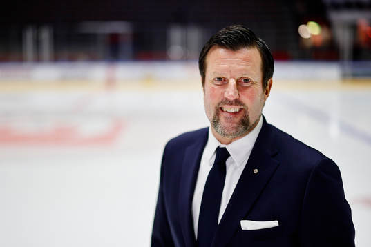 Linköpings sportchef Peter Jakobsson före