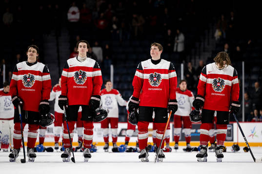 Players of Austria look dejected