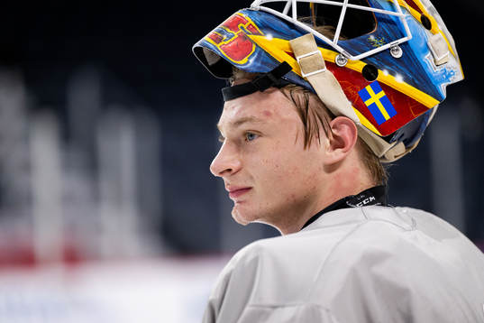 Goaltender Carl Lindbom of Sweden
