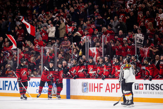 Joshua Roy , Nathan Gaucher and Logan Stankoven of Canada