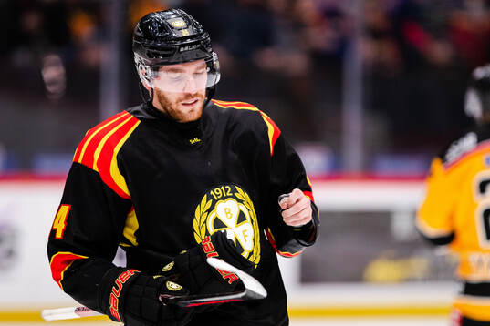 Brynäs Oscar Eklind deppar