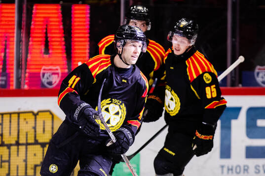 Brynäs Greg Scott jublar