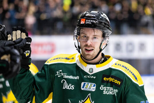 Östersunds Henrik Marklund jublar