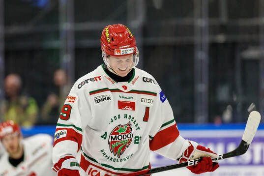 Modos Erik Karlsson deppar