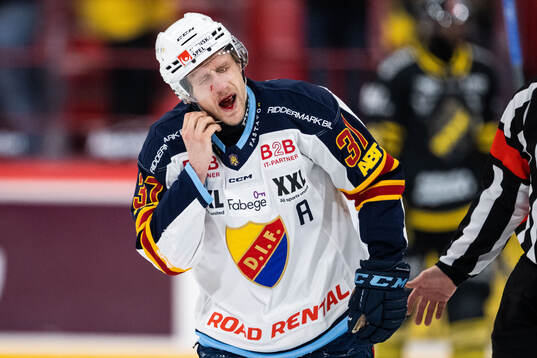 Djurgårdens John Norman har ont
