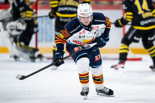 Djurgårdens Emil Berglund har ont