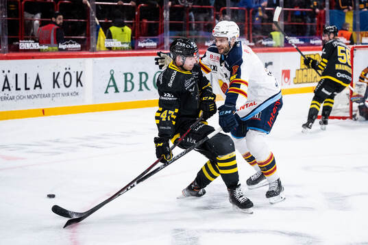 AIKs Eric Norin och Djurgårdens Stefan Elliott
