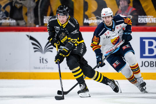 AIKs Alfred Barklund och Djurgårdens Wiktor Nilsson