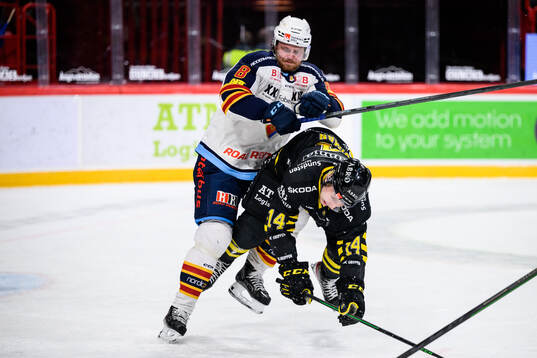 Djurgårdens Linus Arnesson och AIKs Oscar Öhman