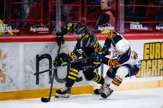 AIKs Erik Flood och Djurgårdens David Blomgren