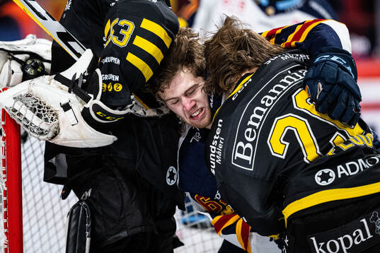 Djurgårdens Wiktor Nilsson och AIKs Erik Flood
