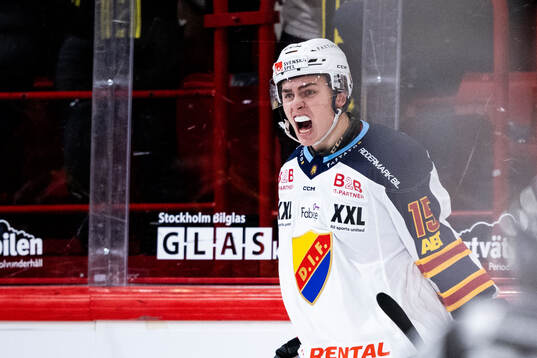 Djurgårdens Frederik Schlyter jublar