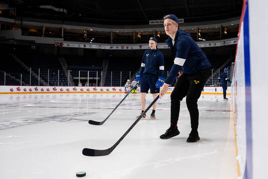Adam Engström and Elias Pettersson of Sweden