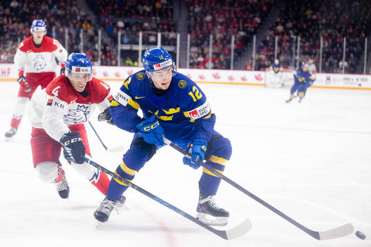Noah Östlund of Sweden