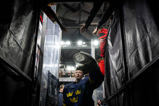 Goaltender Carl Lindbom of Sweden