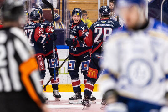 Linköpings Vilmos Gallo jublar