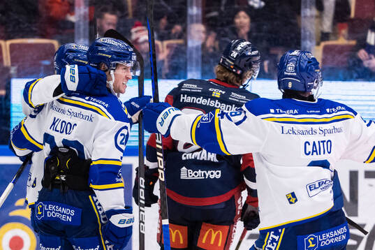 Leksands spelare jublar