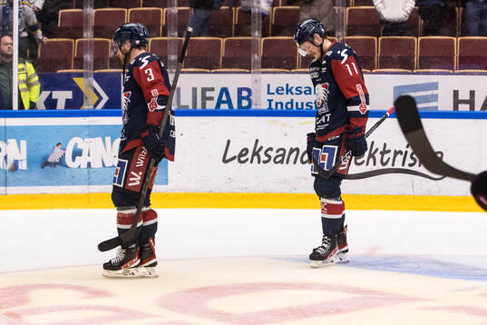 Linköpings Linus Hultström och Henrik Törnqvist  deppar