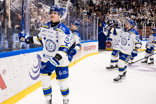 Leksands spelarna jublar