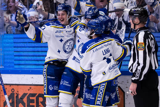 Leksands spelarna jublar