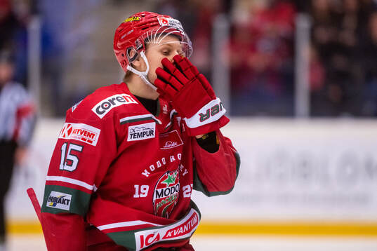 Modos Filip Svenningsson har ont