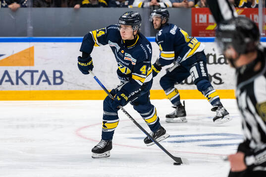 HV71s Emil Andrae
