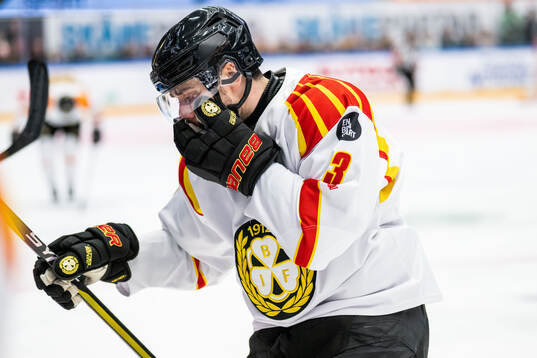 Brynäs Niklas Friman har ont