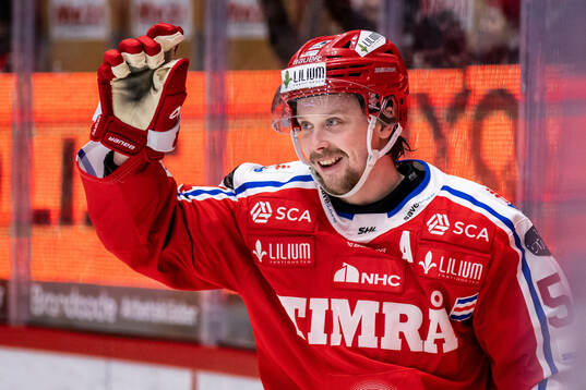 Timrås Jonathan Dahlén jublar