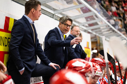 Timrås tränare Anders Karlsson