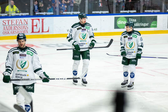 Färjestads Victor Ejdsell och Joel Nyström deppar