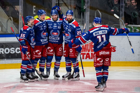 Oskarshamns Hynek Zohorna jublar med lagkamrater