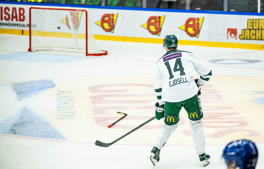 Färjestads Victor Ejdsell gör 3-5
