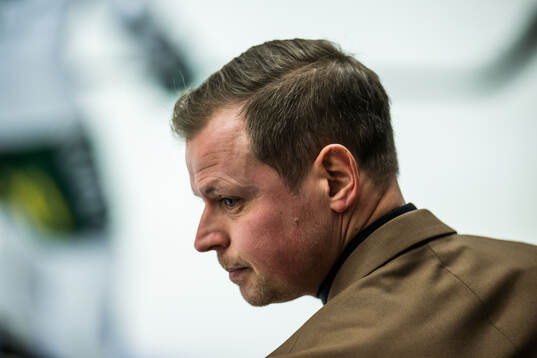 Oskarshamns tränare Martin Filander deppar