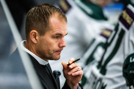 Färjestads huvudtränare Tomas Mitell