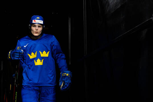 Milton Oscarson of Sweden