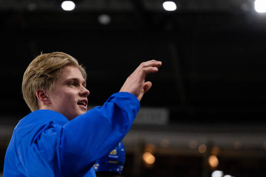Elias Pettersson of Sweden