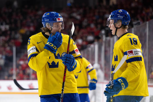 Milton Oscarson and Filip Bystedt of Sweden