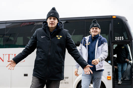 Leo Carlsson and Milton Oscarson of Sweden