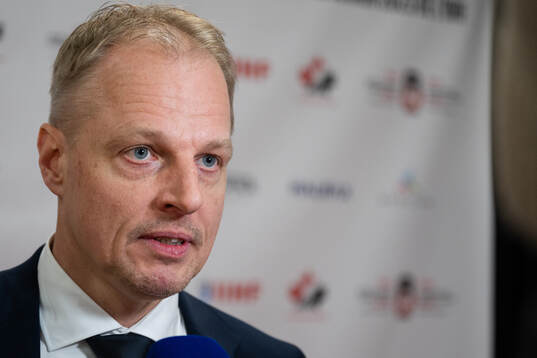 Magnus Hävelid, head coach of Sweden