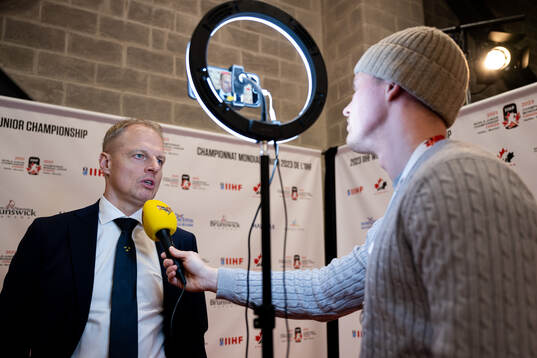 Magnus Hävelid, head coach of Sweden
