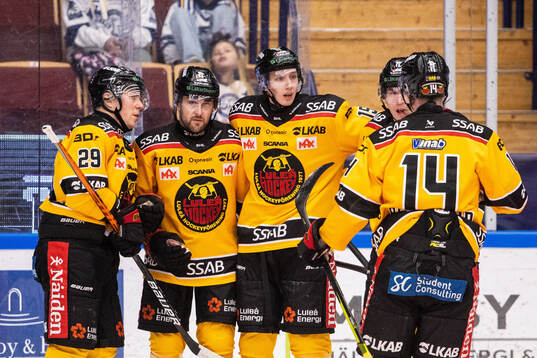 Luleås Jonathan Andersson jublar