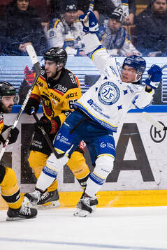 Leksands Patrik Zackrisson och Luleås Konstantin Komarek