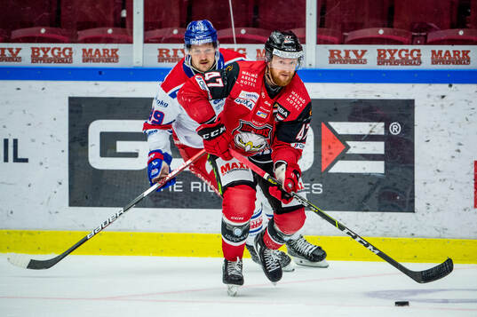 Malmö Redhawks Joakim Ryan mot Patrik Karlkvist